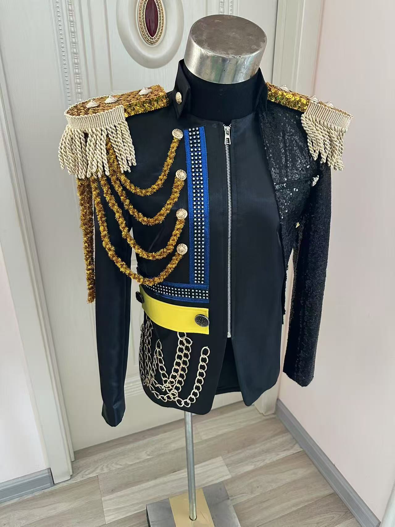 เสื้อแจ็คเก็ตชายพู่ห้อยสไตล์รอ - Men Formal Wear For Wedding บทวิจารณ์และราคา